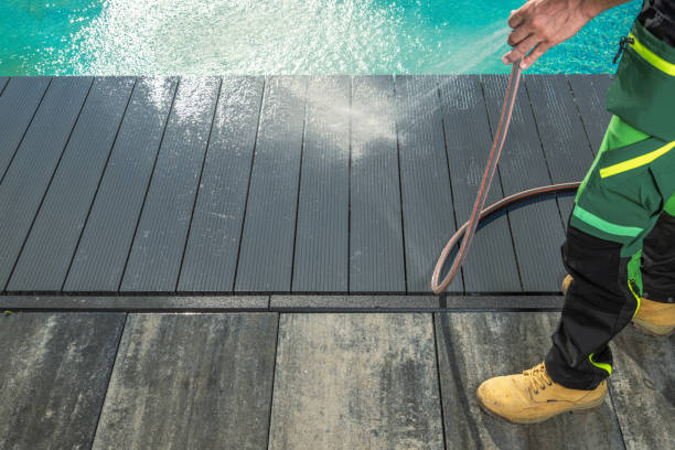 Best Deck Pressure Washing  in Belcourt, ND